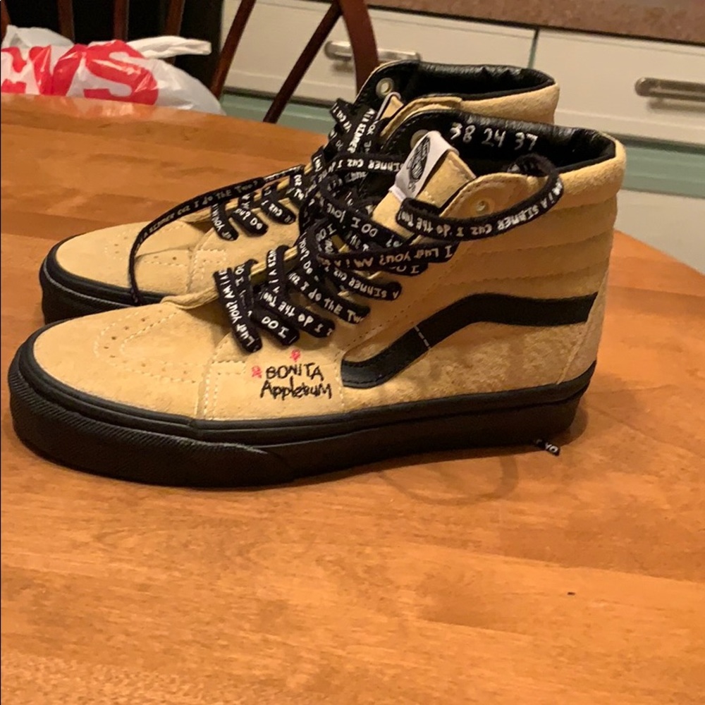 A Tribe Called Quest x Vans SK8-Hi Bonita Applebum